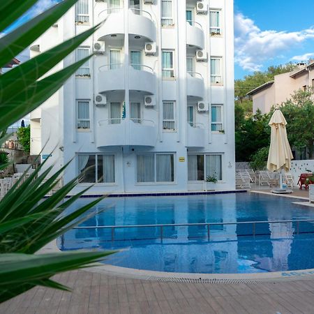 Otel Yeni Çeşme Zewnętrze zdjęcie
