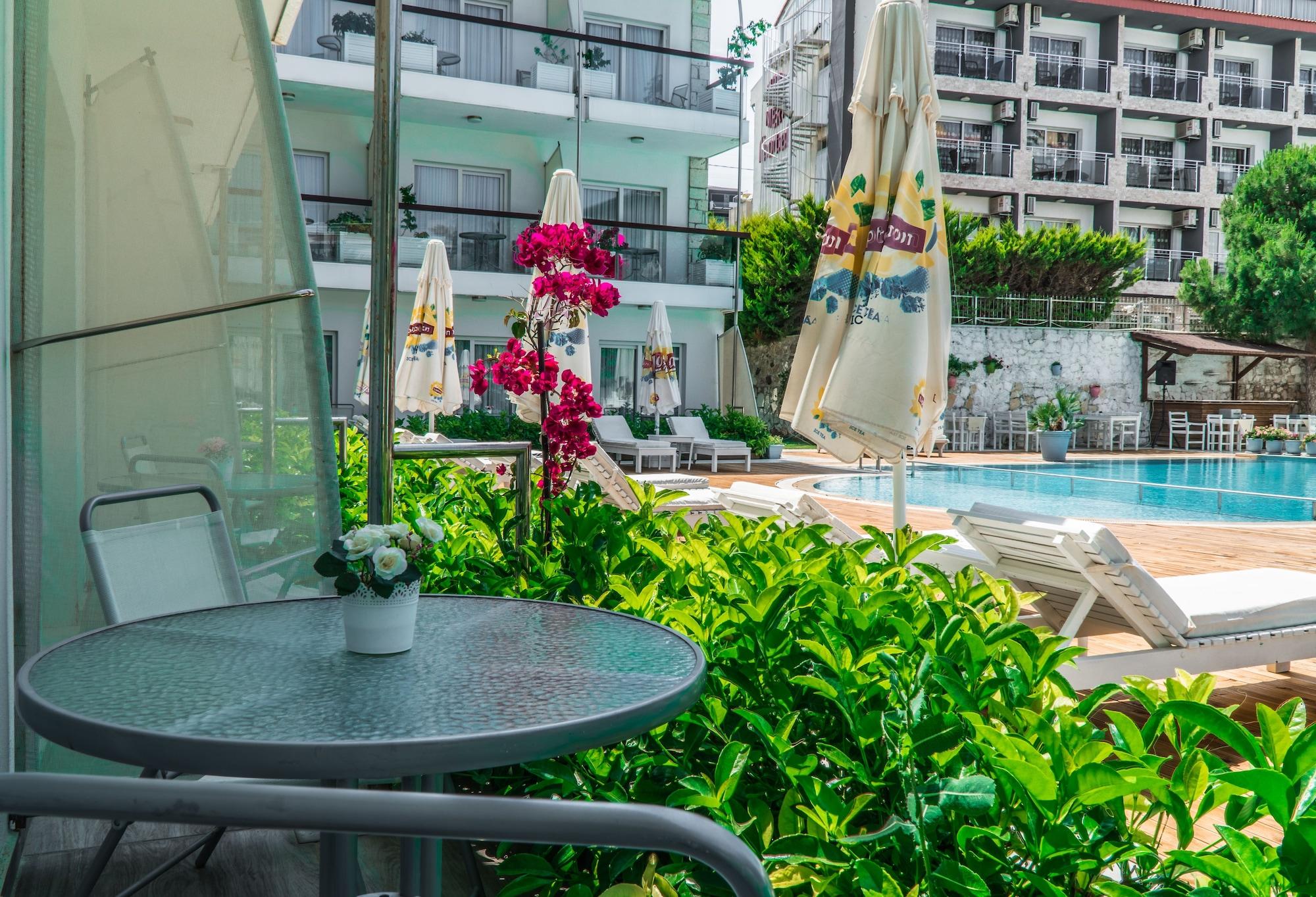 Otel Yeni Çeşme Zewnętrze zdjęcie