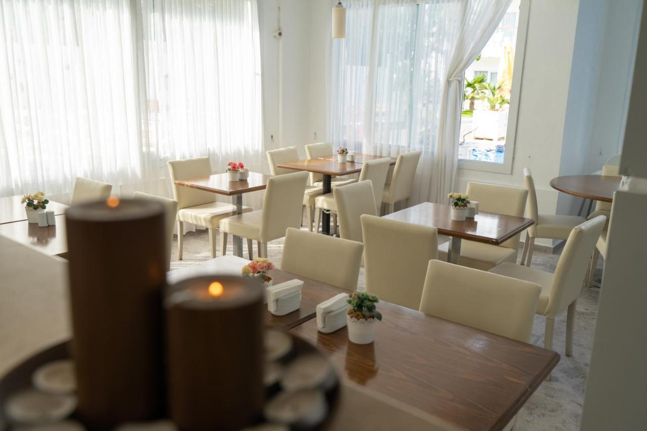 Otel Yeni Çeşme Zewnętrze zdjęcie