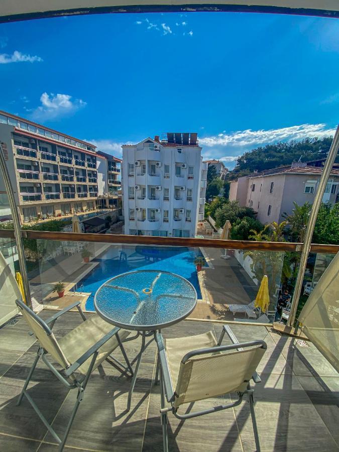 Otel Yeni Çeşme Zewnętrze zdjęcie