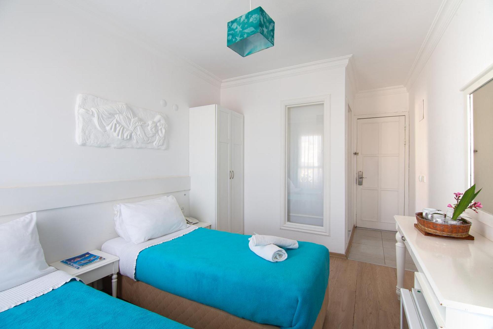 Otel Yeni Çeşme Zewnętrze zdjęcie